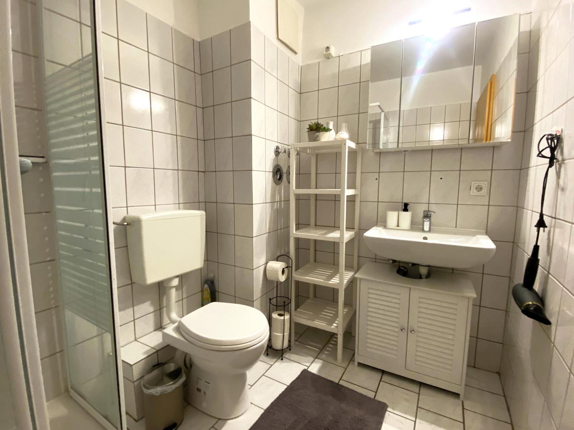 Schoelerberg Apartment Mit Tiefgaragenparkplatz Und Kingsize-Bett Όσναμπρουκ Εξωτερικό φωτογραφία